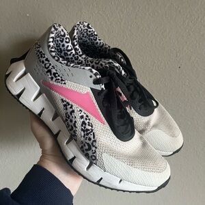 Reebok Zig Dynamic J 'Leopard' sneakers size 4 (EUR 35)‎ pink black white